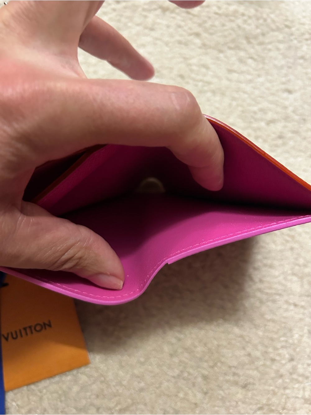 AUTHENTIC NWOT LOUIS VUITTON MURAKAMI LISA wallet. - Picture 5 of 16